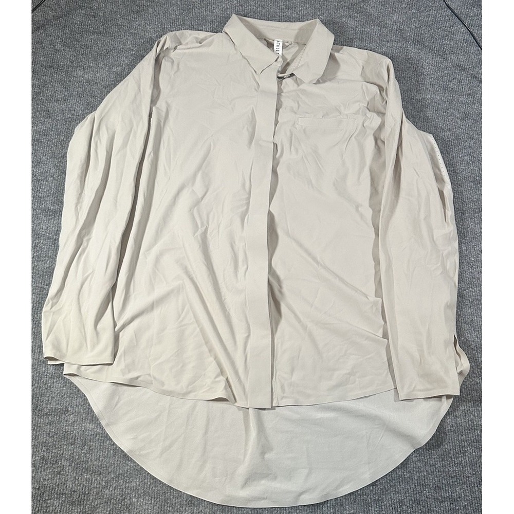 Athleta Urbanite  Long Sleeve Button Down Shirt Perfect Summer Cooling Vented M